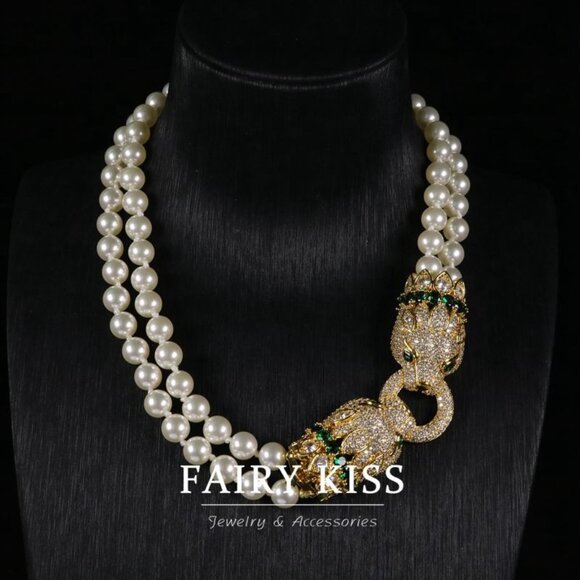 French Retro Pave Animal Head Necklace & Studs - Picture 2 of 7